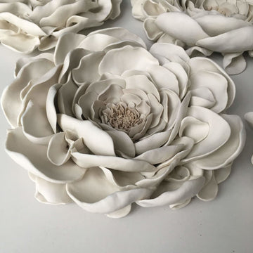 Set of 3 Gardenia Porcelain Wall Flower Beige and White, Wall Hanging Ceramic Wall Art - Maapstudio